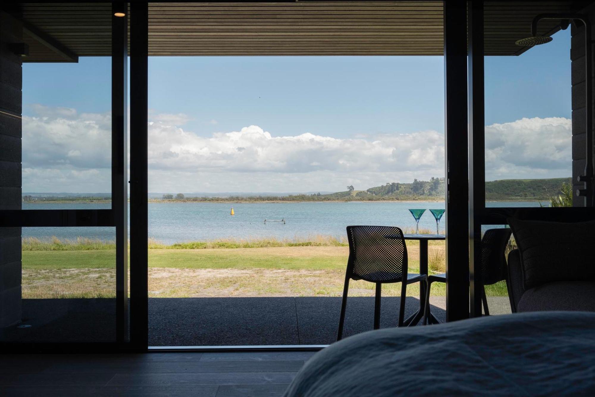 Pukehina Estuary Sunset Views Townhouse & Studio Exterior foto